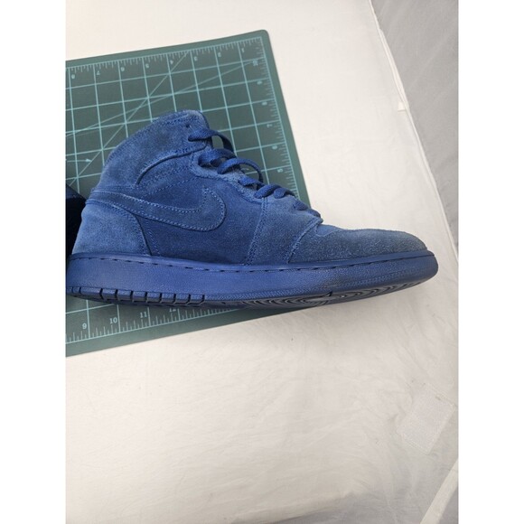 Nike Air Jordan 1 Retro High Team Royal Suede Youth Size 7Y (705300-404) - Picture 12 of 14